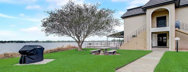 Chateaux du Lac Condominiums in Winter Park Florida